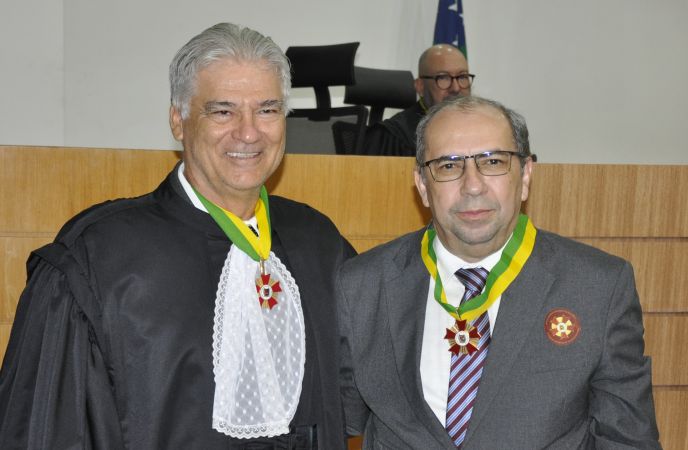 Imagem da galeria: Diógenes Barreto_desembargadorpresidente do TRESE.JPG